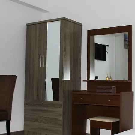 Eclectic Business & Leisure Apartment Nicosia Exterior photo