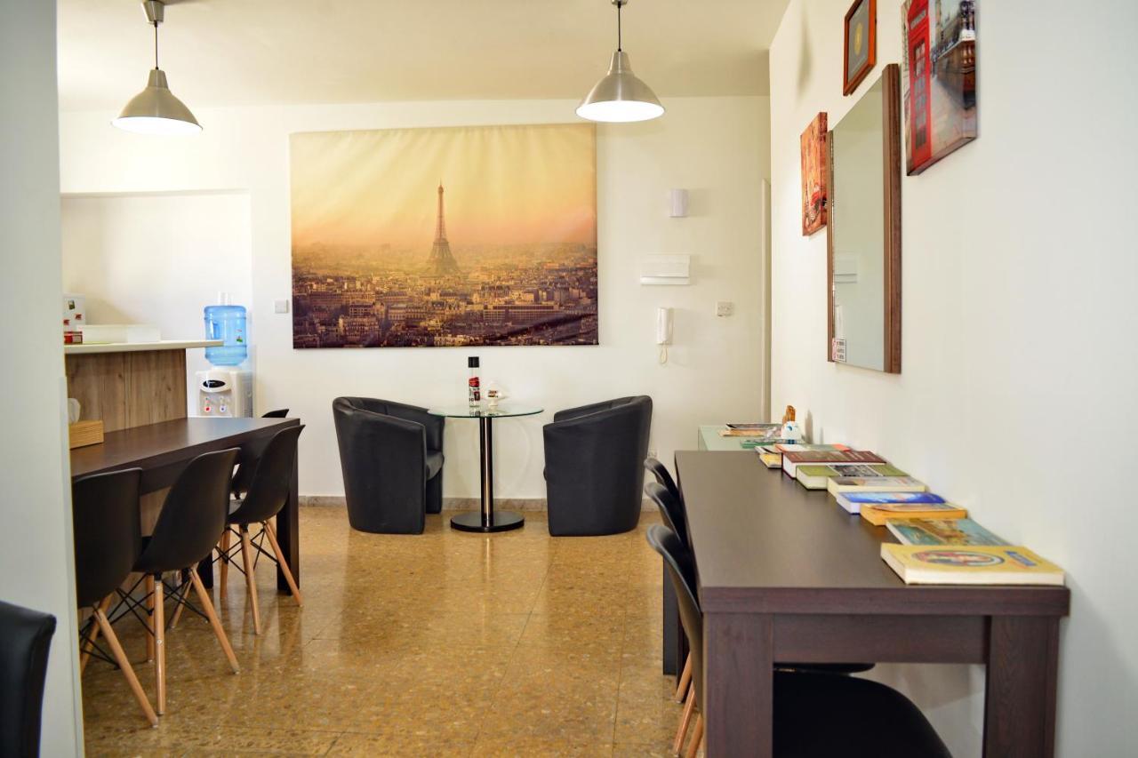 Eclectic Business & Leisure * Nicosia
